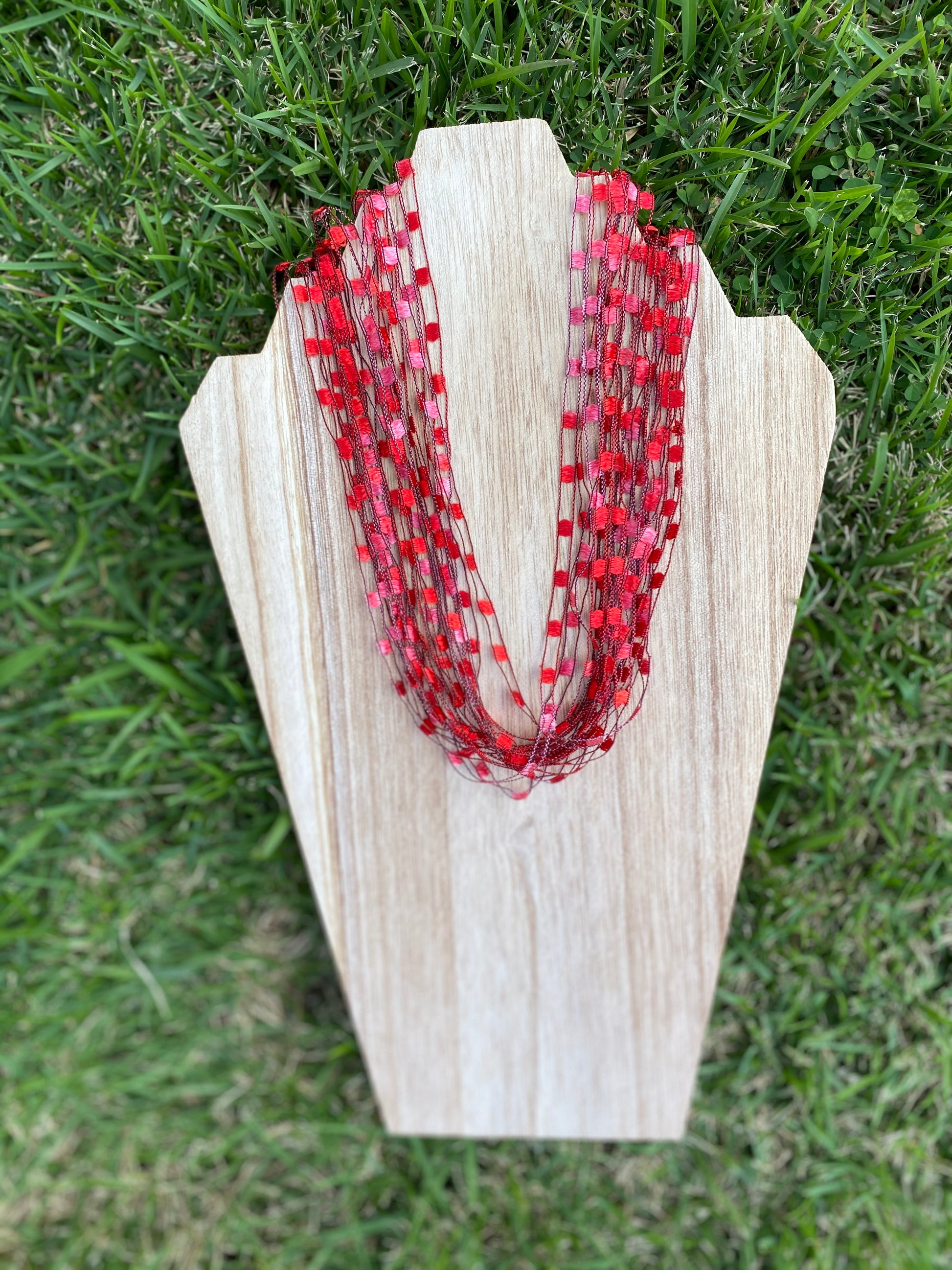 Short fabric necklace