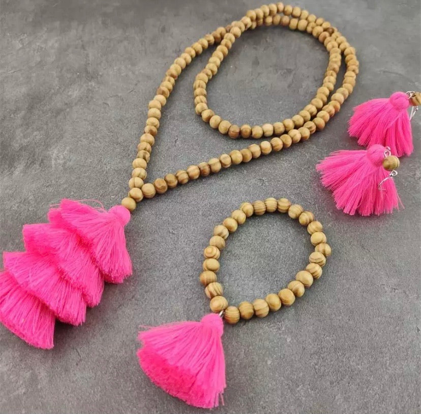 Tassels Necklace