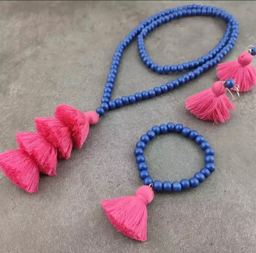 Tassels Necklace