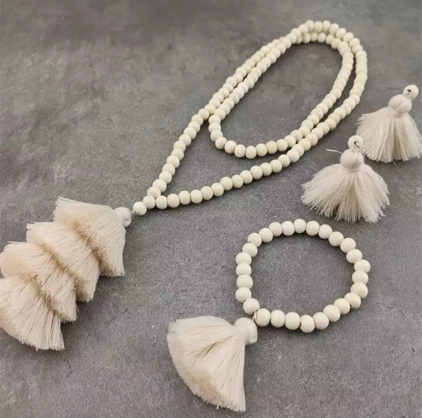 Tassels Necklace