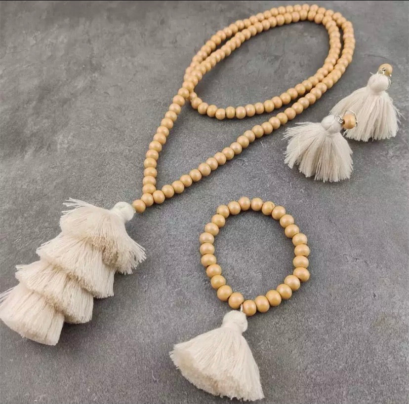 Tassels Necklace