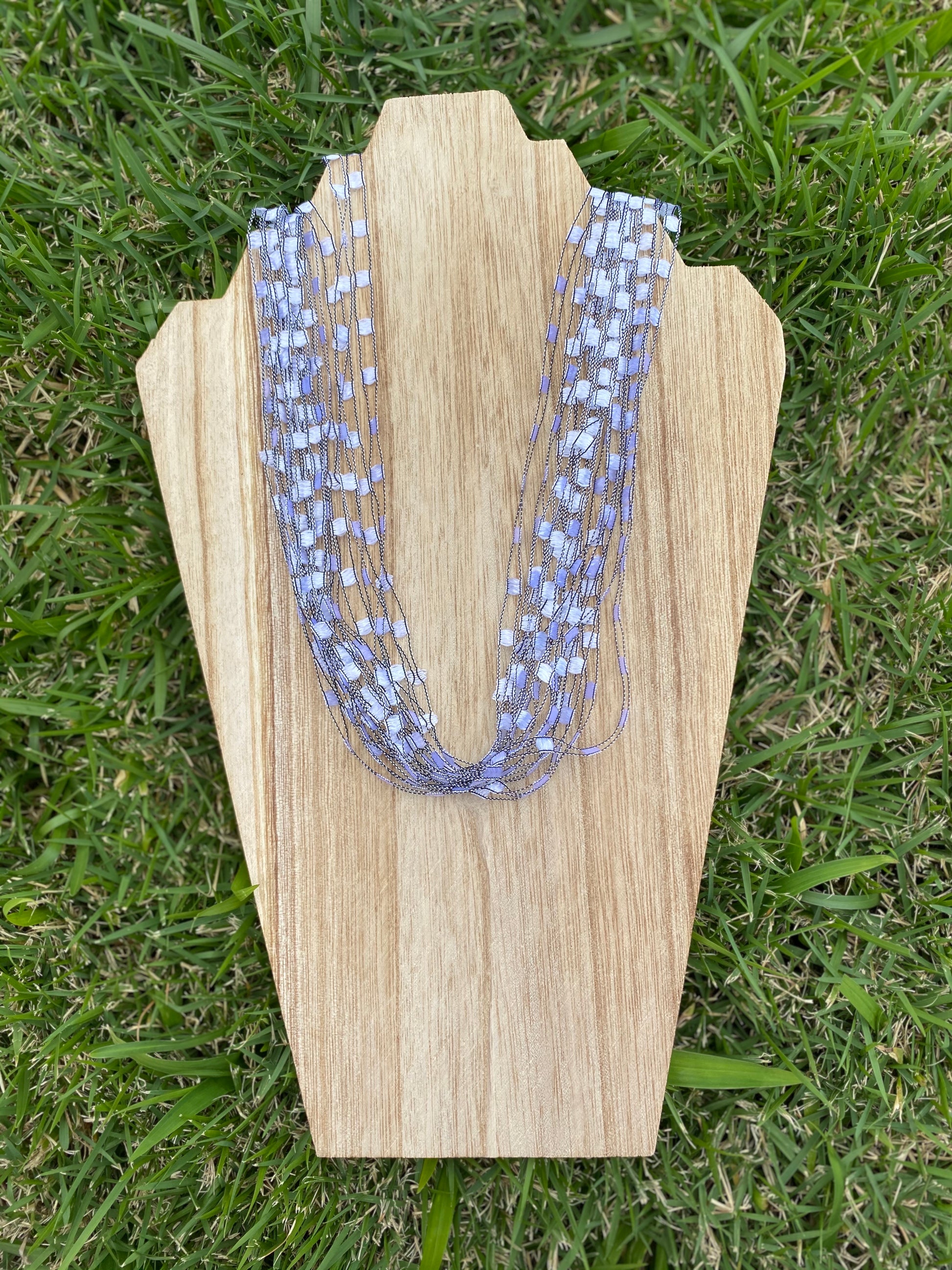 Short fabric necklace